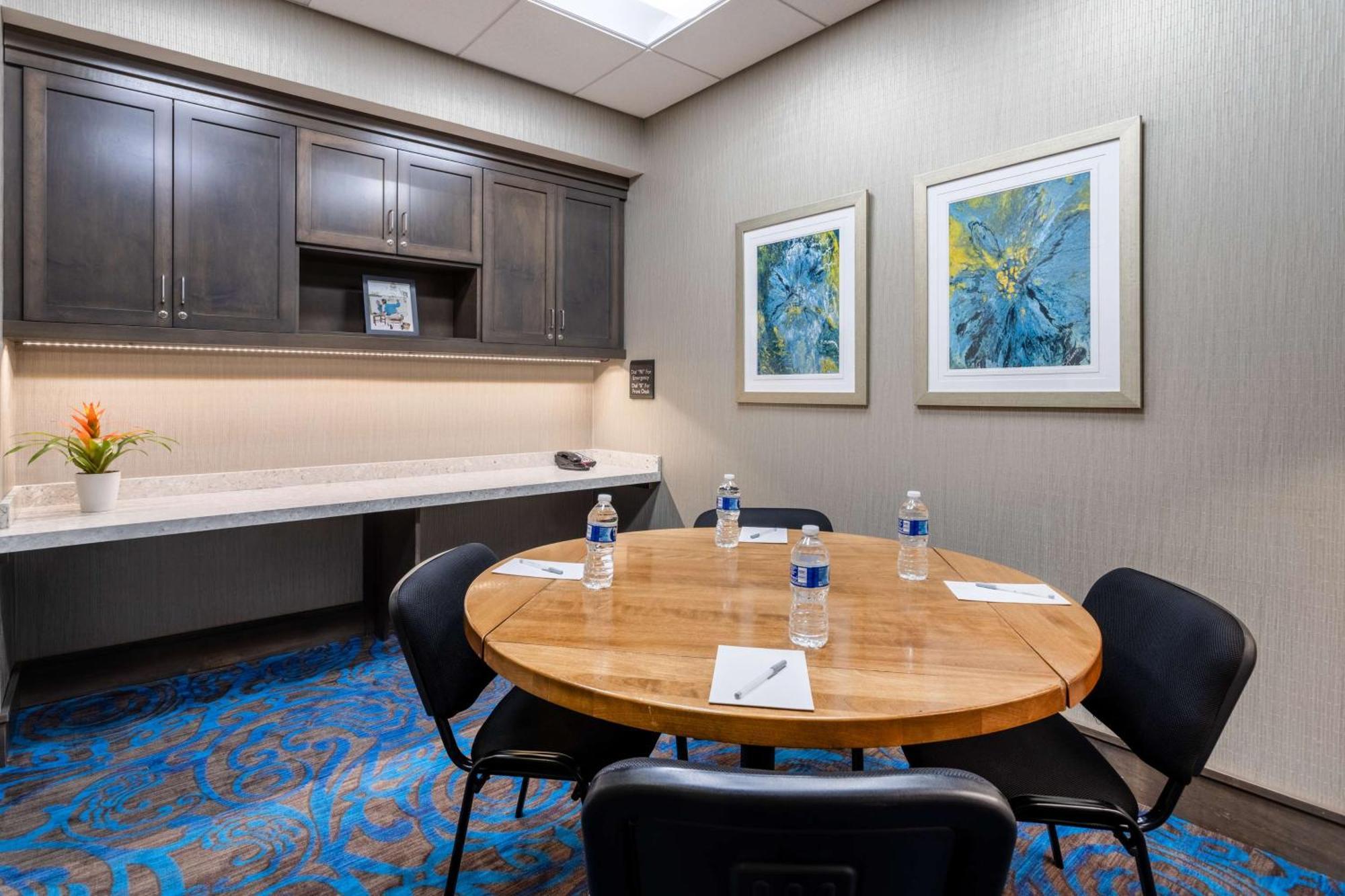 Hilton Garden Inn Lenox Pittsfield Exterior foto